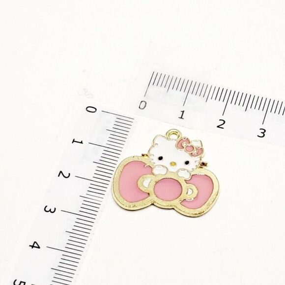 Brand New Hello Kitty Pendant #4 - Picture 3 of 3